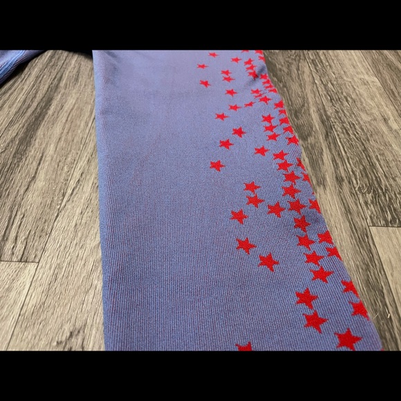 Fabletics Seamless Stars and Stripes Blue and Red 7/8 Leggings - Picture 12 of 14